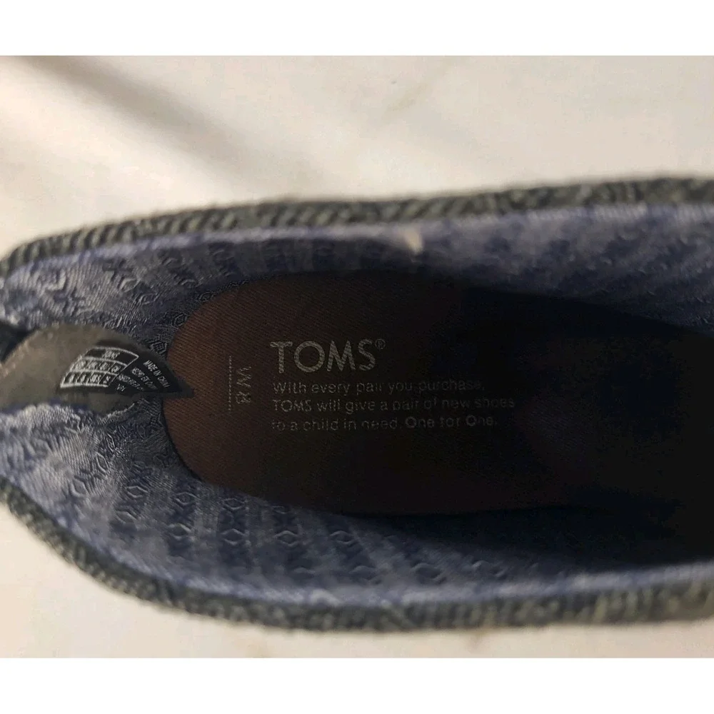 Toms us leila